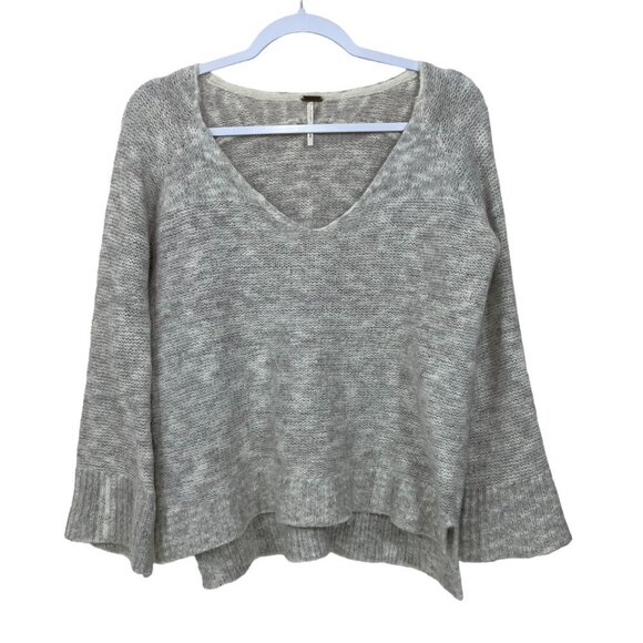 FREE PEOPLE Size S V Neck SWEATER Alpaca Mohair Blend Gray Pullover Gray - Picture 2 of 6